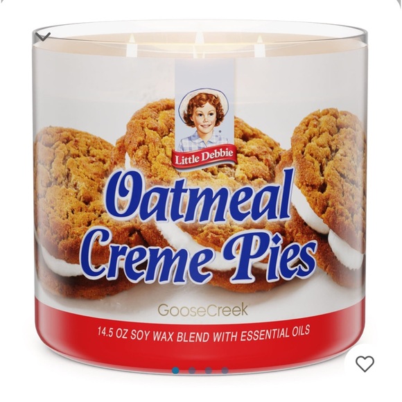 🤎 GC Oatmeal Creme Pies Little Debbie 3-Wick Candle NEW - Picture 1 of 2